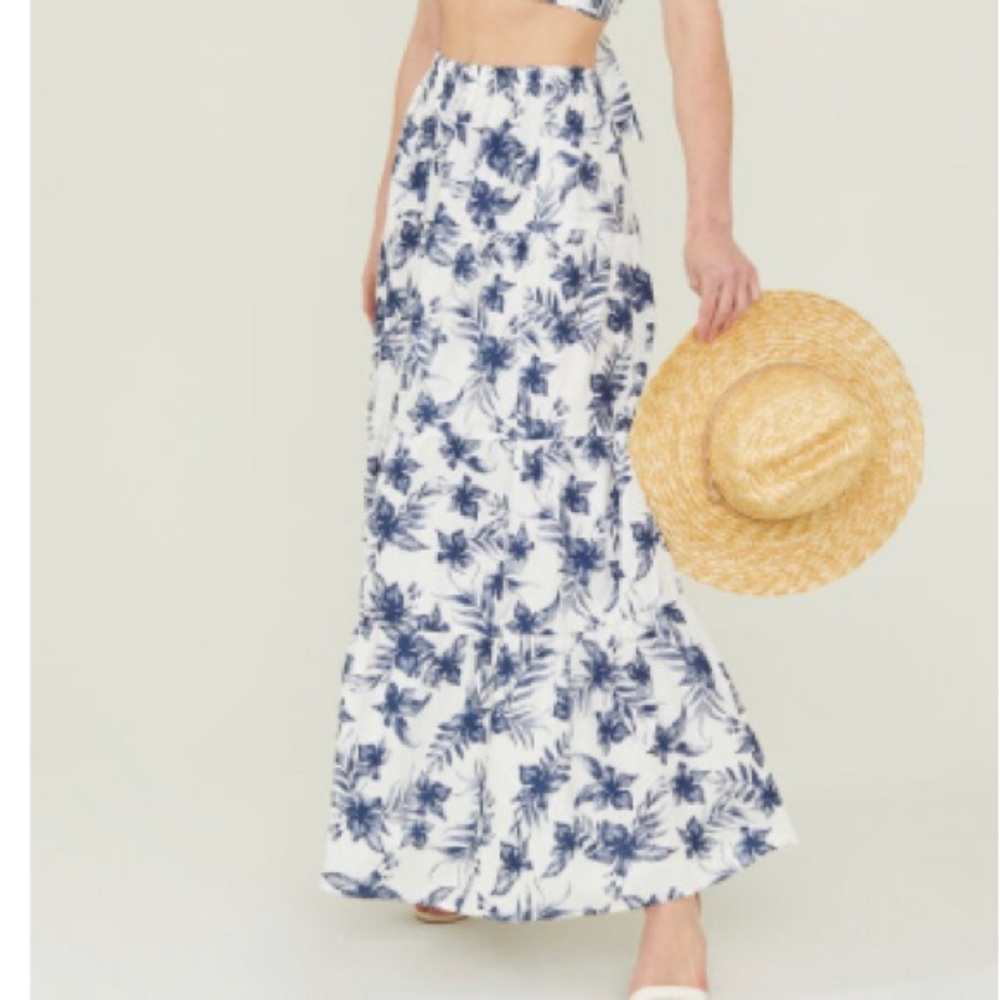 Altar’d State Floral Maxi Skirt Size: L blue and white
